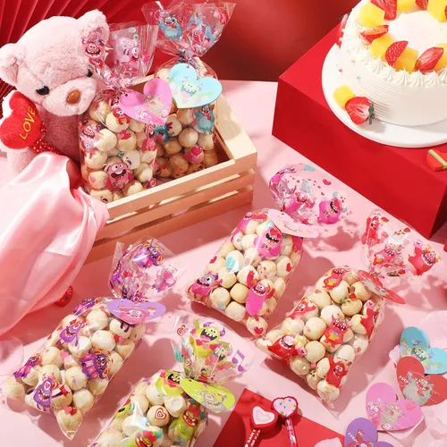 Vista 4 de Funrous 180 bolsas de celofán de San Valentín a granel, bolsas de plástico para el día de San Valentín con etiqueta de corazón y lazos para niños