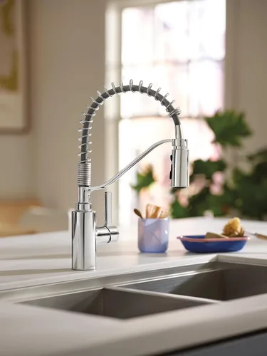 Vista 8 de Moen Genta LX - Grifo de resorte con potenciador de potencia, grifo de cocina moderno con un mango, enjuague previo, fácil instalación, cromo, 5926