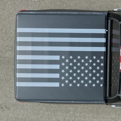 Vista 9 de Funda enrollable suave con bandera estadounidense para Ford F-150 2015-2026 de 5.5 pies para caja Styleside/Fleetside Truck Cargo Topper