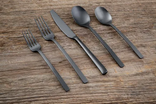 Vista 4 de Cambridge Beacon Black Satin - Juego de cubiertos de 20 piezas, acero inoxidable 18/0, apto para lavavajillas, utensilios de cocina, cuchillos