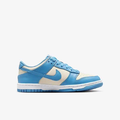 Vista 228 de Nike Kid's Dunk Low Sneaker