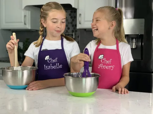 Vista 5 de Personalized Kids Apron Kid or Toddler Apron Sizes Choice of Color and Thread
