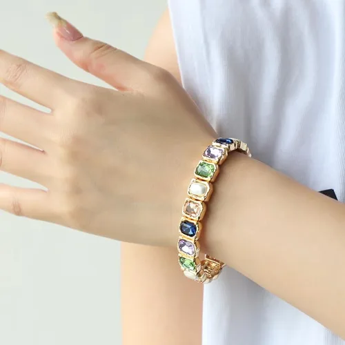 Vista 3 de hopmiss Baroque Pearl Stretch Bracelet with Faceted Rhinestone Cabochon, Luxury Molten Casting Texture Bracelet with Colored Gemstones for Women