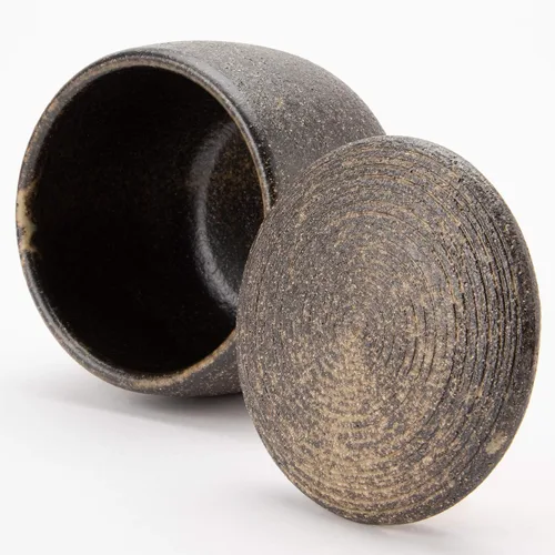 Vista 2 de Iga Ware MR-3-3533 Hechimon Ohachi, 1.5 tazas, caqui negro