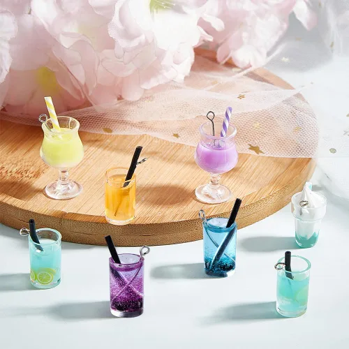Vista 4 de SUNNYCLUE 1 caja de 7 estilos de té con leche y frutas, mini botella, colgantes de helado de Boba para bebidas de imitación, joyería de vidrio, 28