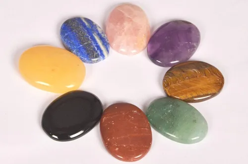Vista 2 de Hermoso juego de 16 piezas de piedras preciosas de preocupación para chakras o piedras de bolsillo para el pulgar de la palma, cristal curativo