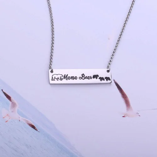 Vista 3 de Detailed Regalo para mamá oso collar de joyería de animales, collar de mamá oso y sus cachorros, Metal