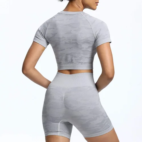 Vista 6 de Aoxjox Traje de yoga para mujer, sin costuras, 2 piezas, entrenamiento, gimnasio, adaptado, pantalones cortos de cintura alta con brasier deportivo