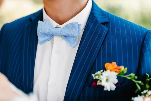Vista 127 de HISDERN Pajaritas para hombre, corbatín de cachemira para hombre, corbata de lazo y bolsillo cuadrado, juego formal de esmoquin para boda