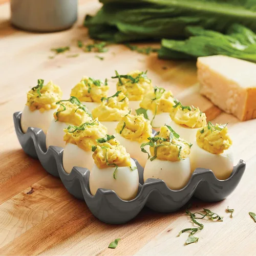 Vista 12 de Rachael Ray Bandeja/Soporte para huevos de cerámica de esmalte sólido, 12 tazas, gris oscuro