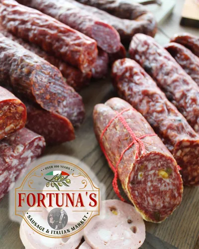 Vista 9 de Fortuna's Parmigiano Salami - Sin nitratos y gluten, cerdo totalmente natural, curado en seco, fabricado en Estados Unidos con queso parmigiano