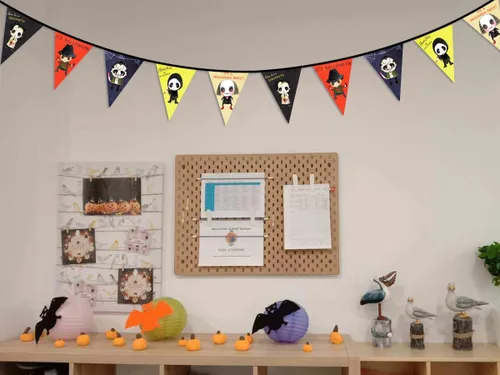 Vista 6 de Cartel temático de personajes de películas de terror para decoración de interiores y exteriores, suministros de fiesta de Halloween, decoraciones