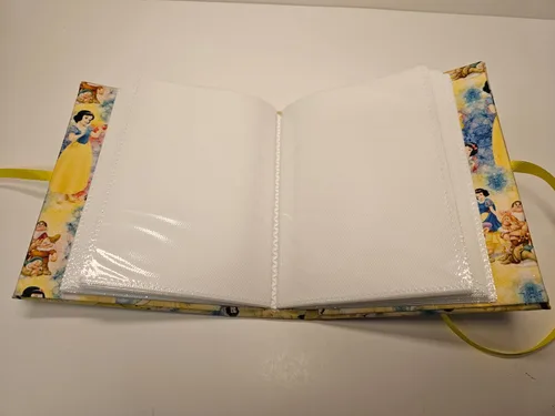 Vista 5 de Álbum de fotos de Blancanieves - Álbum de fotos de princesa - ¡Regalo perfecto! Con capacidad para 100 fotos de 10,1 cm x 15,2 cm - Hecho a mano