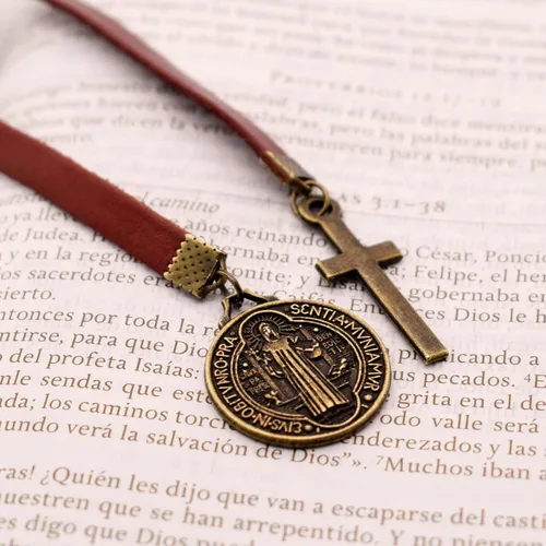 Vista 9 de Marcador de pluma de metal BLBMH Planificador de la Biblia con cruz Marcador de libro de oración para mujeres hombres sacerdote Regalos cristianos