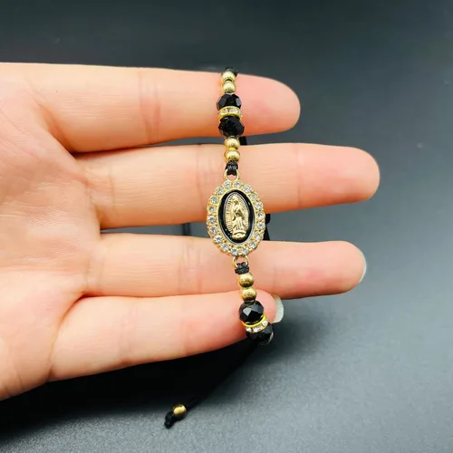 Vista 4 de Pulsera Virgen María con cordón ajustable Nuestra Señora de Guadalupe Pulsera de cuentas de cristal
