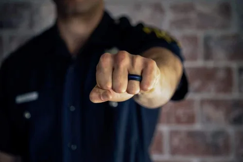 Vista 24 de QALO - Colección de anillos de silicona clásicos para hombre