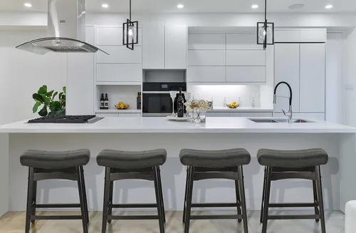 Vista 19 de Taburete de bar gris de madera maciza para encimera de cocina, taburete de bar con asiento de cuero sintético, taburete tapizado para isla de 34 a