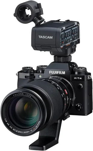 Vista 6 de Tascam FUJIFILM Kit XLR Adaptador de micrófono para cámaras sin espejo, negro (CA-XLR2d-F)