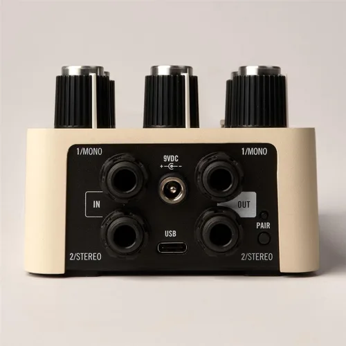 Vista 4 de Universal Audio Pedal de modulación UAFX Astra