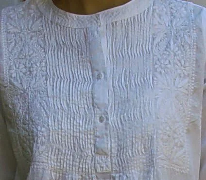 Vista 3 de Ayurvastram - Blusa estilo túnica bordada a mano de algodón puro parte superior Kurti