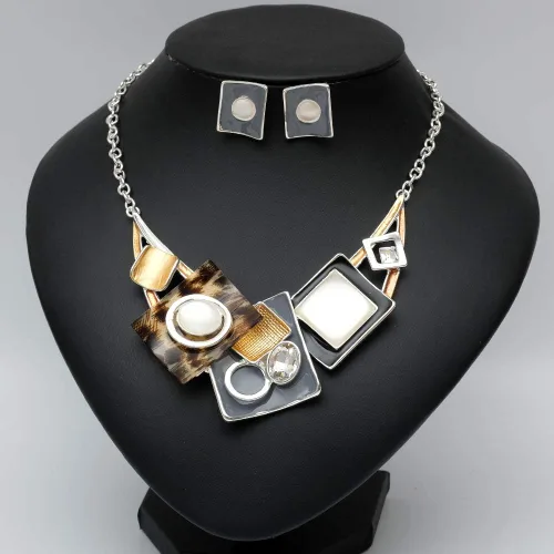 Vista 2 de CSY Conjunto de joyas de cristal ovaladas de estilo bohemio con diseño de ópalos de cristal estilo babero, aretes de esmalte bohemio, regalos