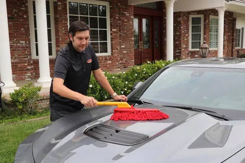 Vista 3 de California Car Duster 62442 Standard Plumero para coche con mango de madera