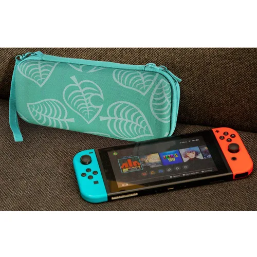 Vista 7 de YOUSHARES Carrying Case for Nintend0 Switch - Deluxe Protective Storage Case Pouch for Nintend Switch Console & Accessories with 8 Game Cartridges