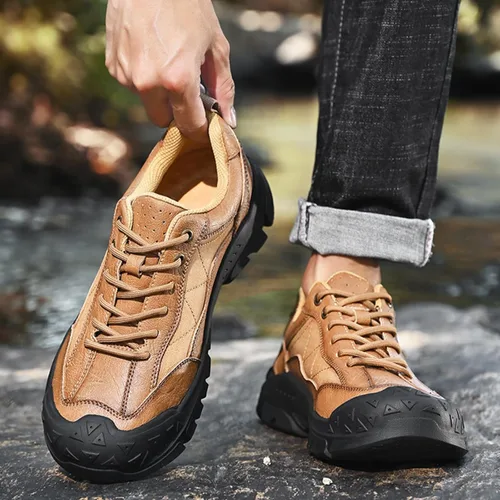 Vista 6 de Zapatillas de senderismo de cuero genuino para hombre, impermeables, clásicas, con cordones, antideslizantes, suela suave, zapatos de trabajo