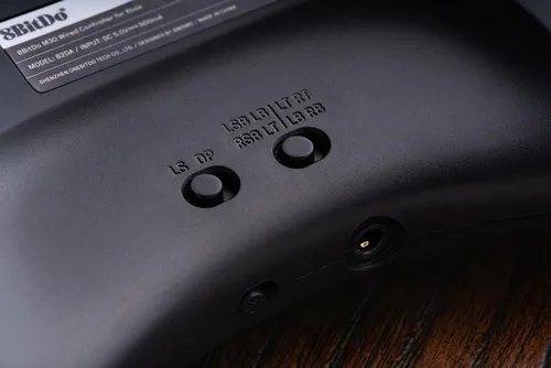 Vista 8 de 8Bitdo M30 Wired Controller for Xbox Series XS, Xbox One, and Windows with 6-Button Layout - Officially Licensed