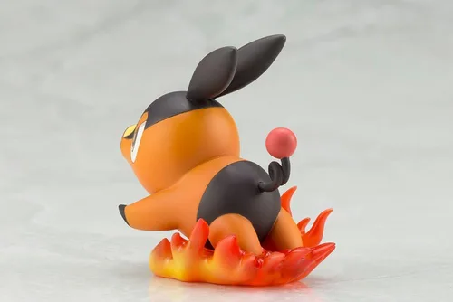 Vista 12 de Kotobukiya Pokemon: Estatua de Hilda y Tepig Artfx J