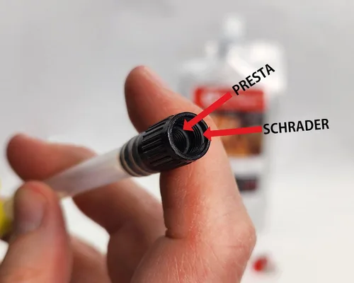 Vista 3 de Inyector de sellador de neumáticos TireJect - Jeringa aplicadora de inyector de sellador sin cámara compatible con Presta y Schrader - Instalación