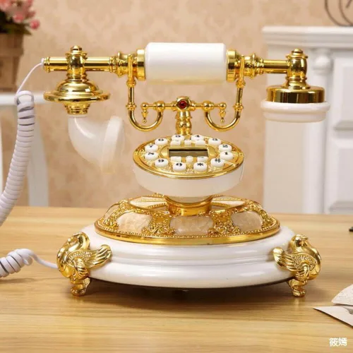 Vista 4 de Teléfono antiguo de estilo europeo Teléfonos antiguos Teléfonos de línea fija con cable Retro Teléfono Vintage Teléfono Pulsador Antiguo Teléfono