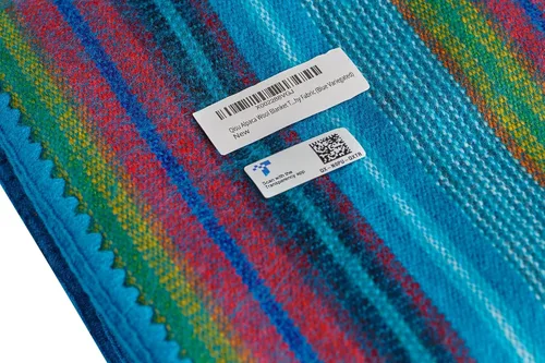 Vista 7 de QISU Manta de lana de alpaca, grande, hermosa, cálida, variada, 85 x 65 pulgadas, ultrasuave, hipoalergénica y transpirable, tela que no pica ni