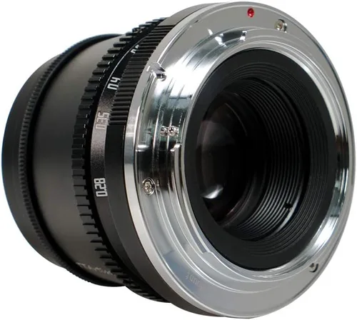 Vista 7 de TTArtisan 1.378 in F1.4 APS-C Formato Gran Apertura Manual Foco Lente Fija Para Olympus/Panasonic Mrcro Cuatro Tercera M4/3 Montaje Cámaras Negro