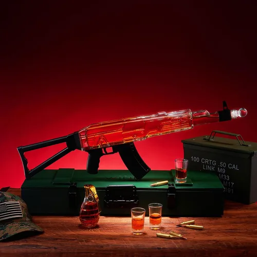 Vista 7 de Juego de regalo de decantador de whisky de pistola, 25 onzas con tres vasos de chupito de 3 onzas + botella de granada, ideas únicas de cumpleaños