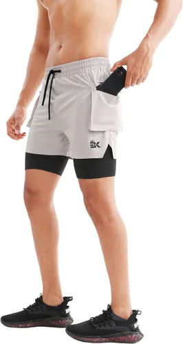 Vista 5 de BROKIG Pantalones cortos deportivos para hombre, con bolsillo en el muslo, pantalones cortos de gimnasio 2 en 1, ligeros, de secado rápido