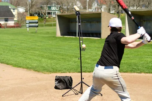 Vista 8 de Sistema de Entrenamiento de Lanzamiento Suave Louisville Slugger, Negro