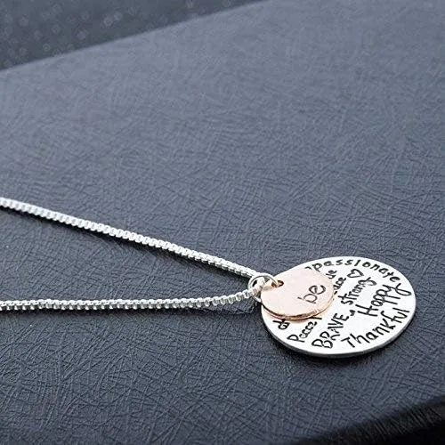 Vista 8 de Garoff Collection Collar con dije de graffiti inspirador de dos tonos de 18 pulgadas - plata + oro rosa, N A