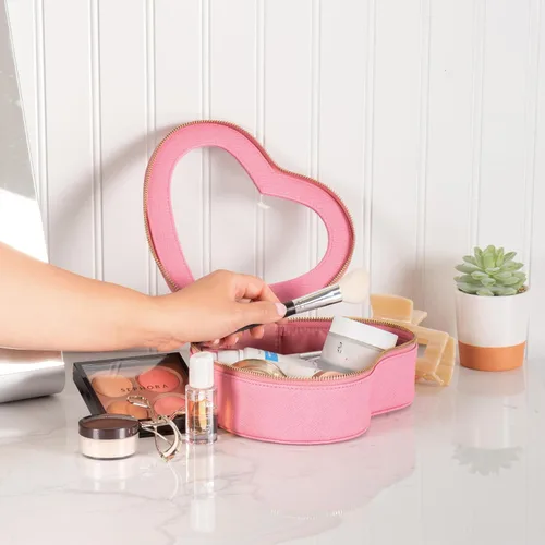 Vista 9 de Bolsa de maquillaje con forma de corazón – Bolsa de cosméticos de corazón rosa con cubierta transparente – Ideas de regalo para mujeres, mamá