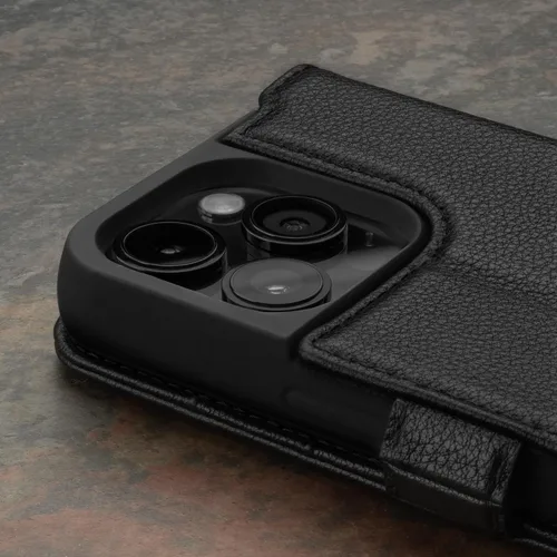 Vista 5 de TORRO Funda de cuero prémium compatible con iPhone 15 Pro Max de 6.7 pulgadas, funda de piel auténtica tipo cartera con función atril y ranuras