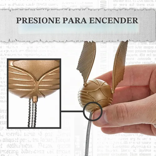 Vista 6 de Paladone Luz de lectura temática de Harry Potter Golden Snitch con clip Lumi Funciona