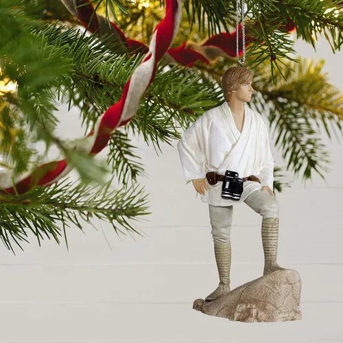 Vista 6 de Hallmark Keepsake Adorno de Navidad 2019 Año de Star Wars: Una nueva esperanza Luke Skywalker