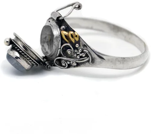 Vista 2 de Anillo redondo de plata esterlina con medallón de veneno con piedra lunar arcoíris (tallas 4, 5, 6, 7, 8, 9, 10, 11)