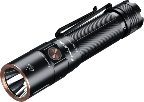 Vista 3 de Fenix E28R V2.0 linterna EDC, 1700 lúmenes USB-C recargable compacta de bolsillo con cola magnética