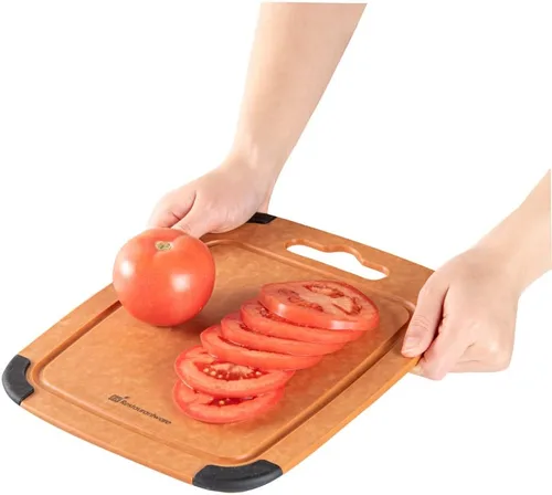 Vista 8 de Restaurantware Nature Tek - Tabla de cortar de 11.8 x 9.3 pulgadas, 1 tabla de cortar de madera antideslizante, ranura para jugo y mango integrado