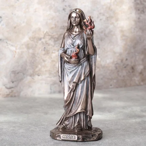 Vista 2 de Veronese Design Escultura griega Hestia de 6 1/4 pulgadas con acabado de bronce de resina fundida en frío de hogar y hogar