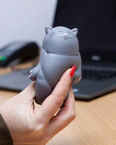 Vista 6 de Boxer Gifts Kalma Kitty Juguetes para aliviar el estrés Bolas de estrés únicas para adultos y adolescentes - Juguetes esponjosos para aliviar