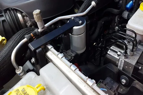 Vista 3 de J&L Oil Separator Co. Separador de aceite 3.0 compatible con 2012-2017 JK Wrangler lado del conductor (plateado)