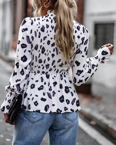 Vista 5 de PRETTYGARDEN Blusa casual de manga larga con cuello redondo y estampado floral, dobladillo fruncido con volantes, blusa tipo babydoll delgada