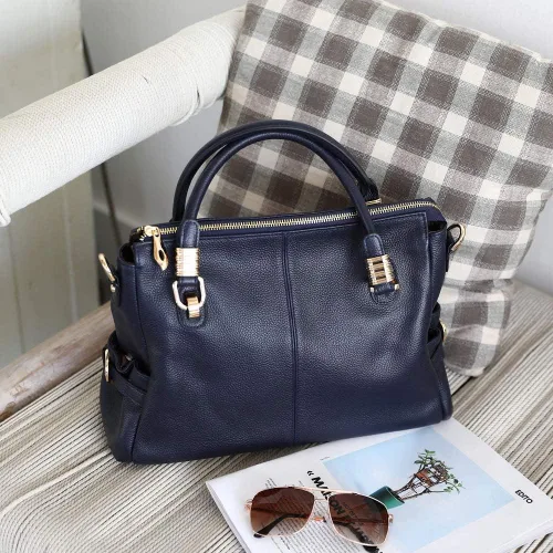 Vista 26 de Kattee Cartera bandolera estilo urbano de cuero para mujer